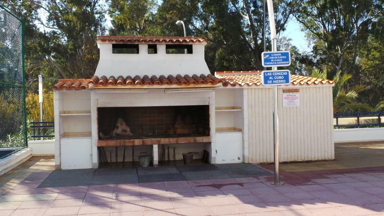 Apartamento El Eden Playa De Gandia Eksteriør billede